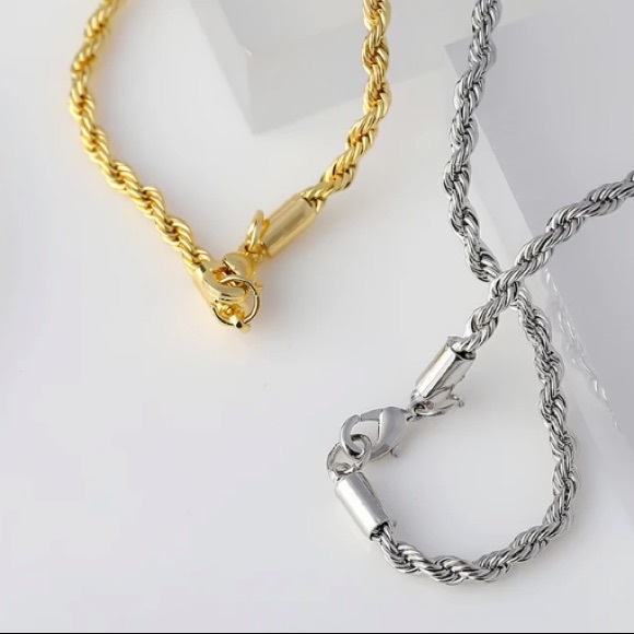 💛18K gold plated skinny rope chain - Picture 5 of 9